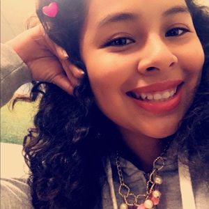 Meet your Posher, Brenda